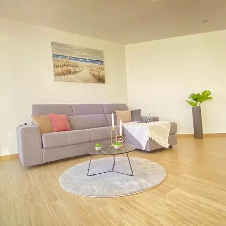 펜션 Modernes Mit Eigenem Pool Und Meerblick 빌리제